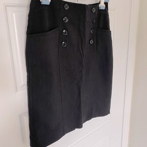 Pencil Skirt with Shallow Pockets